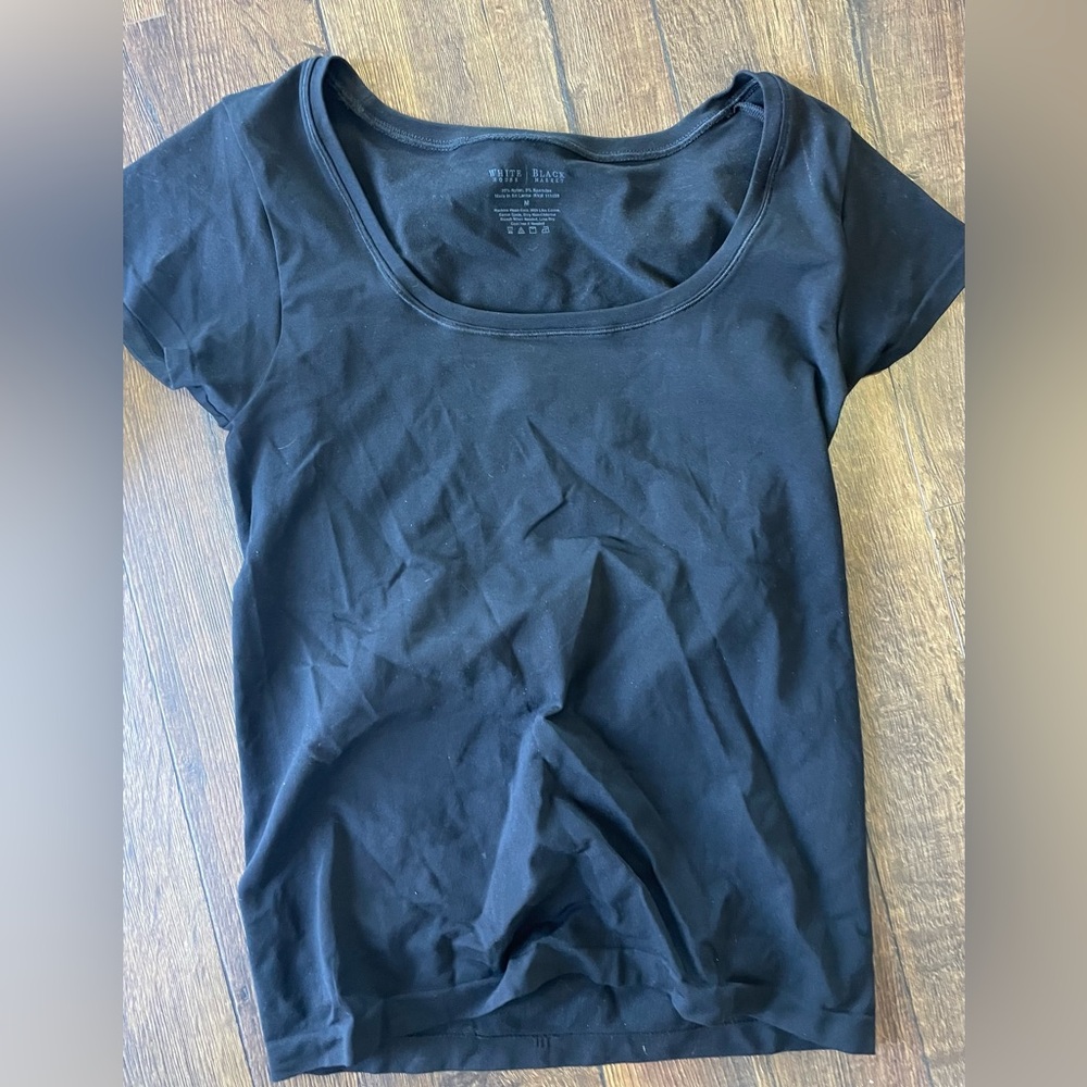 White House Black Market. 2 Shirts, Size M Lined Tank and Short Sleeved Shirt - Picture 5 of 6